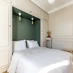 Luxury&comfort on Champs-Élysées